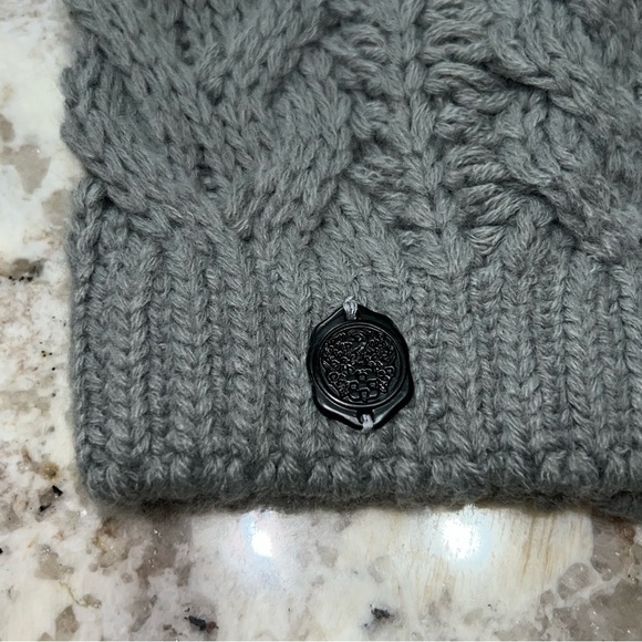 Vince Camuto Gray Cable Knit Fur Pom Pom Beanie - Picture 3 of 6